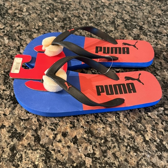 Puma Blue and Red flip flops NWT 10 - Picture 3 of 7